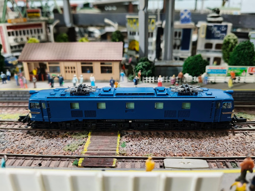 Tren Escala N Kato Ef58 (3020-1)