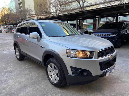 Imagen 3 de 15 de Chevrolet Captiva 2.4 Ls Mt Fwd 167cv 2014