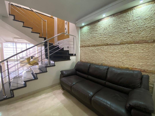 Imagen 7 de 15 de Jessica Serino Remax Alcanza Vende Hermoso Townhouse En Manantial 04243387300
