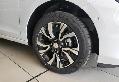 Chevrolet Onix plus 1.0 Lt