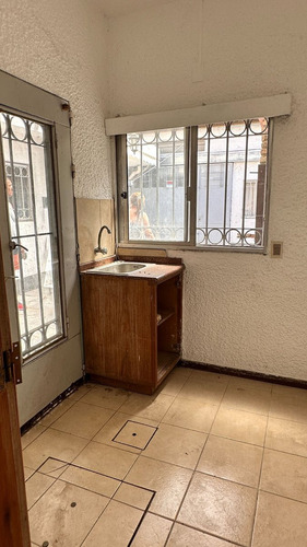 Venta Malvín Casa 1 Dormitorio Y Gran Depósito Ph