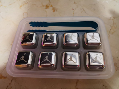 Cubos Enfriadores Para Whisky, Coñac Con Logo Jordan Grabado