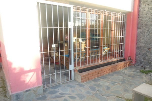 Imagen 21 de 24 de Ph 3 Unidades Funcionales En Block Sobre Calle De Asfalto En Zona Centro A Metros Del Anfiteatro Del Pinar