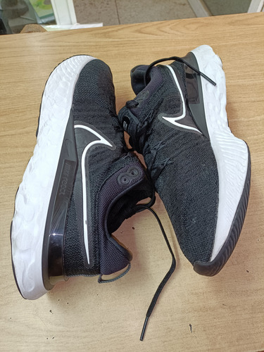 Nike React Infinity Flynik (Usado)