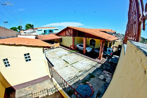 Imagem 3 de 12 de Excelente Casa De 3 Quartos E 5 Vagas No Floramar! - 2519