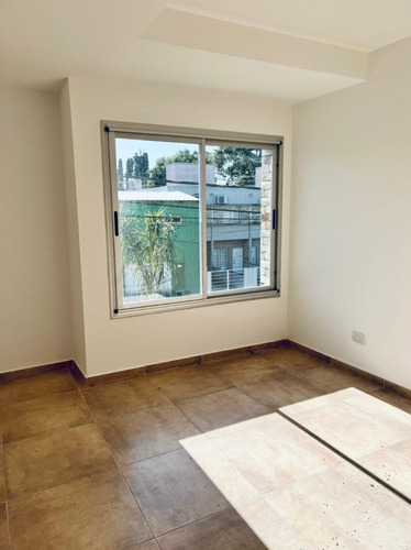 Imagen 5 de 9 de Departamento En Venta De 1 Dormitorio C/ Cochera En San Miguel