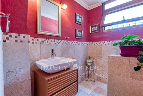 Casa 7 Dormitorios En 1300 M2 De Terreno, Gran Qui...