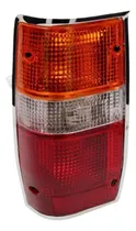 Comprar Faro Trasero Mitsubishi L200 93\u002F96 Base Cromada Derecho Imp*