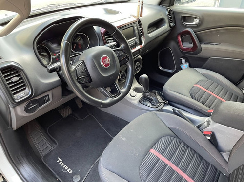 Imagem 8 de 18 de Fiat Toro 1.8 16v Evo Freedom