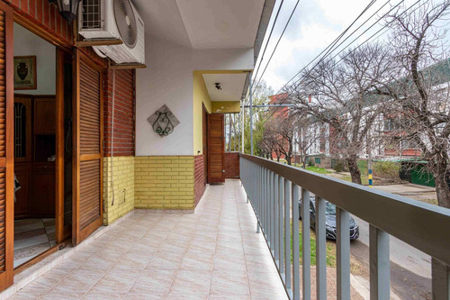 Imagen 6 de 30 de Casa En Venta · 3 Dormitorios · Patio · 2 Cocheras