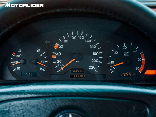 Imagen 13 de 25 de Mercedes-benz C220 Cdi Extra Full | Permuta / Financia