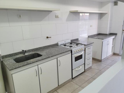 Departamento 2 Amb Con Balcon Y Cochera A 200m Est Bosch