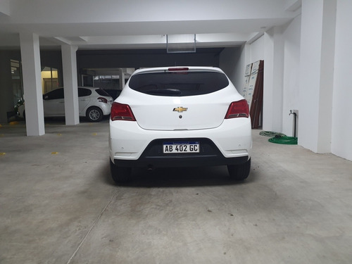 Chevrolet Onix 1.4 Ltz 98cv 2017