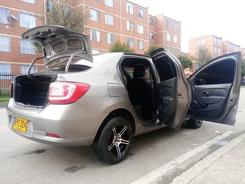 Renault Logan Life +