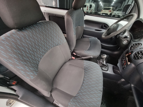 Imagen 7 de 23 de Renault Kangoo 2014 1.6 2 Confort 5as Aa Da 1plc $2000000