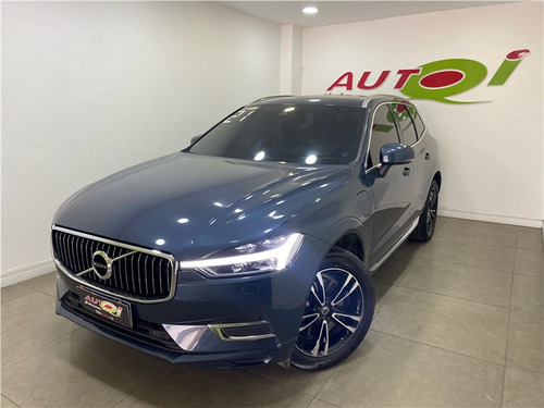 Volvo XC60 2.0 T8 HYBRID MOMENTUM AWD GEARTRONIC