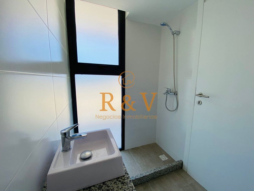 Imagen 8 de 11 de Departamento 2 Dormitorios En Playa Mansa