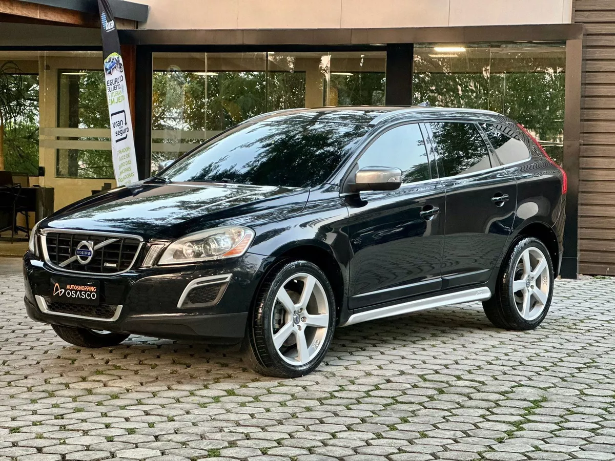 Volvo XC60 60 T-5 R-DESIGN 2.0 FWD 5p