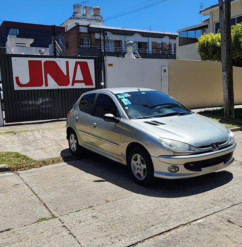 Peugeot 206 1.9 Xt Premium