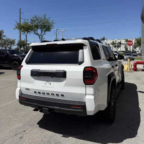 Toyota 4runner Sr5 2025 (a Importar)
