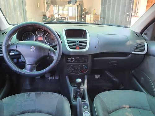 Peugeot 207 2009 1.4 Xs