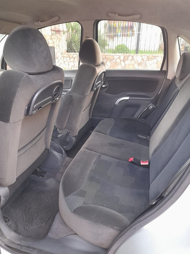 Imagen 6 de 15 de Citroen C3 1.6