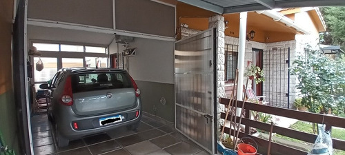 Imagen 3 de 26 de Santa Teresita Venta Chalet En Barrio Residencial