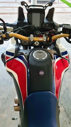 Imagen 6 de 13 de Honda Crf 1000l Africa Twin Manual Con Accesorios