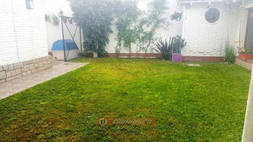 Imagen 17 de 19 de Casa En Venta En Castelar Norte