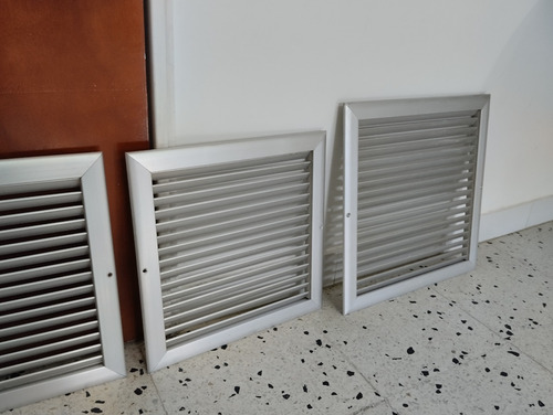 Rejilla Difusora De Aluminio Para Aire Acondicionado (Usado)