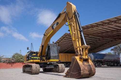 2016 Excavadora Caterpillar 320 D2l