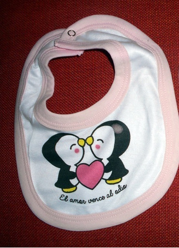 Imagen 2 de 5 de Combo 1 Babero De Toalla Y 2 Gorritos Kirchnerista Peronista