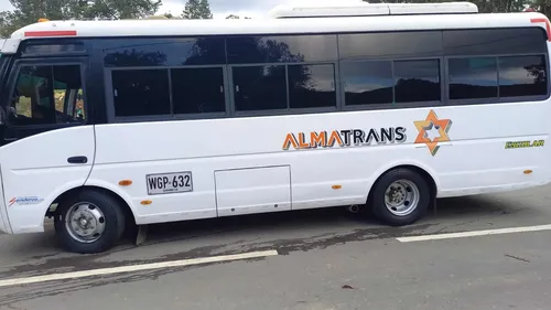 Buseta Yutong 2015 24pj