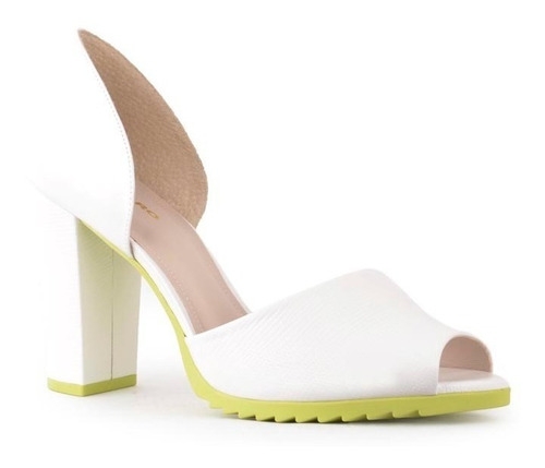 Imagen 2 de 7 de Zapatos De Cuero De Mujer Taco Alto Soledad - Ferraro -