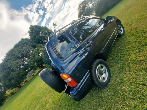 Imagen 14 de 15 de Chevrolet Tracker 2000 No Se