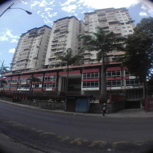 Penthouse Avenida Bolivar De Los Teques, Residencias Caracas.