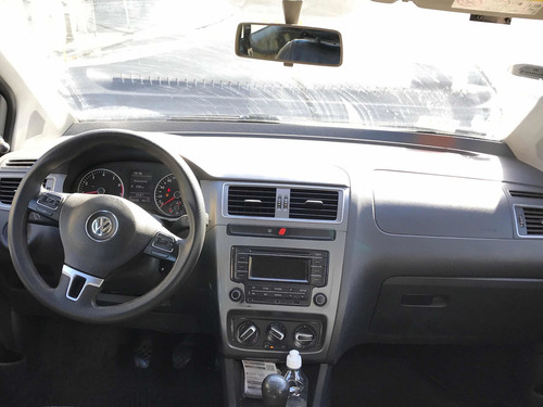 Volkswagen Suran 1.6 Comfortline 101cv 2014