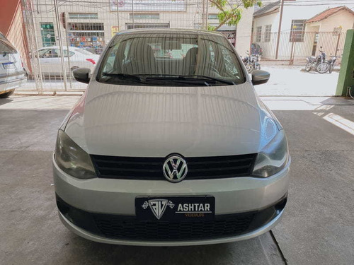 Imagem 2 de 12 de Volkswagen Fox 1.0 Gii 2012