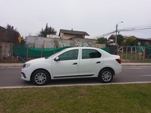Imagen 6 de 15 de Renault Symbol Zen 1.6 2019