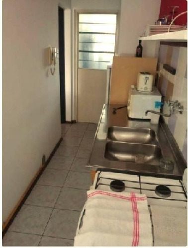 Imagen 4 de 6 de Vendo Departamento En Pleno Centro