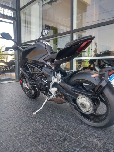 Imagen 8 de 15 de Mv Agusta Brutale 800 - La Naked Que Esta Buscando