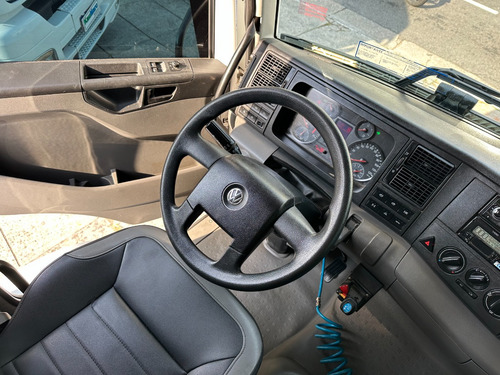 Vw 32.360 Constellation Ano 2023 6x4 = 26280 2730 Vm 330