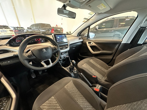 Peugeot 208 1.6 Allure