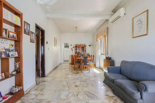 Casa 5 Ambientes En Venta En Haedo Sur