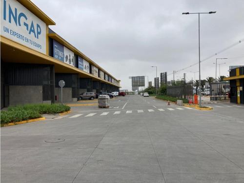 Arriendo Bodega De 2.468 M2 En Miraflores, Renca.