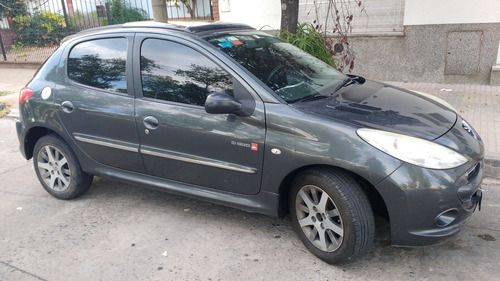 Peugeot 207 2012 1.4 Quiksilver 75cv
