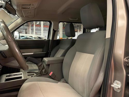 Imagen 10 de 14 de Dodge Nitro Slt 4x2 Aut Ac 2007