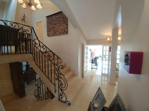 Imagen 3 de 30 de Hermosa Casa Completamente Reestructurada Mls #20-19257
