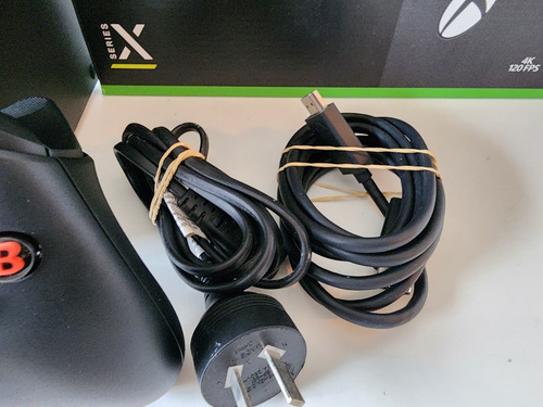 Xbox Series X 1tb Con Lectora + 1 Control, Cables Y Caja