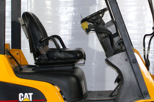 Montacargas Gas Lp Caterpillar C5000lp Seminuevo